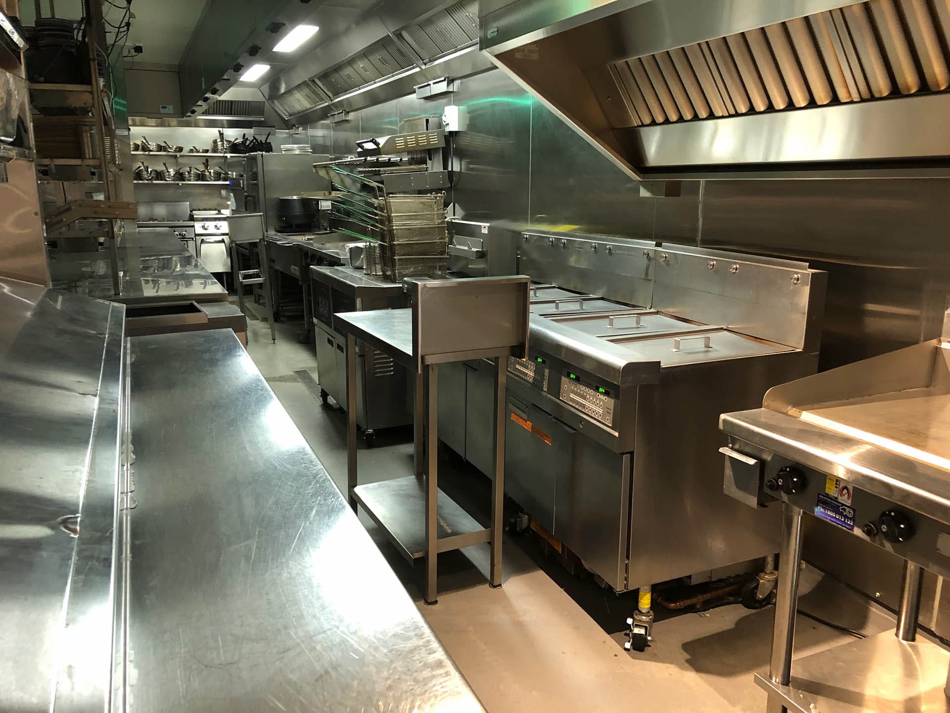 Hospitality Venue Cleaning Melbourne detail